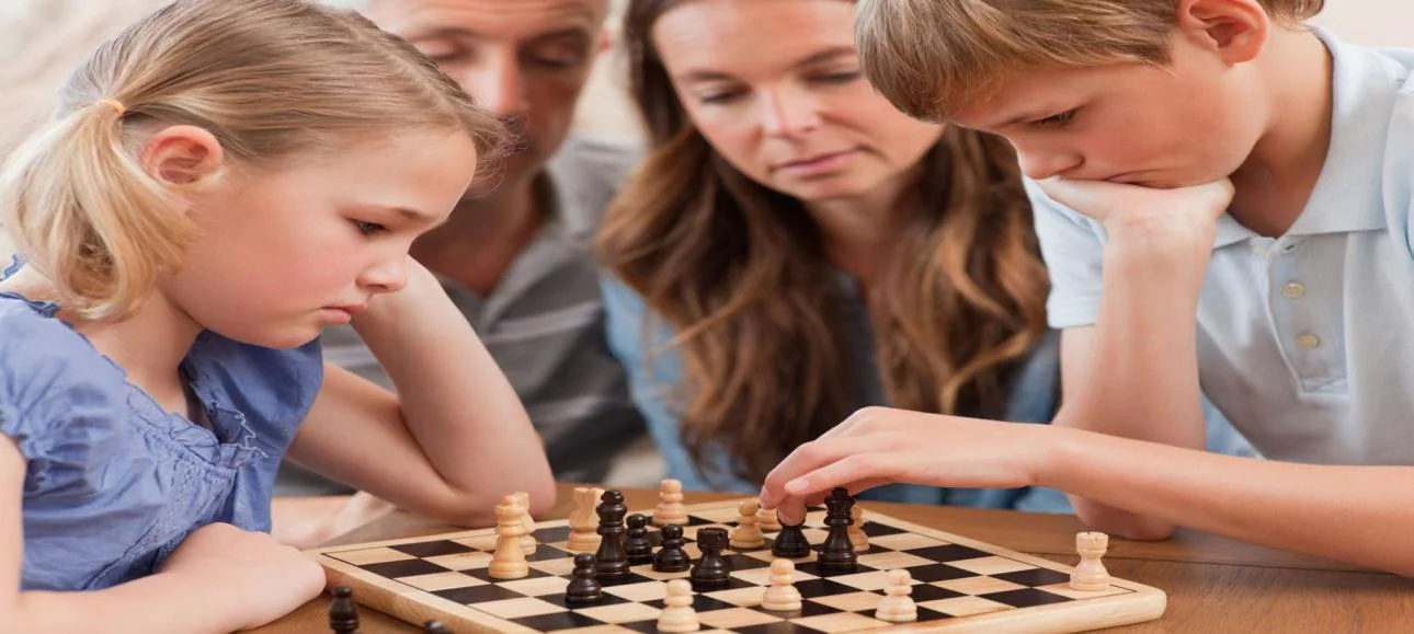 Kids attending a chess training program at a chess academy in Mumbai