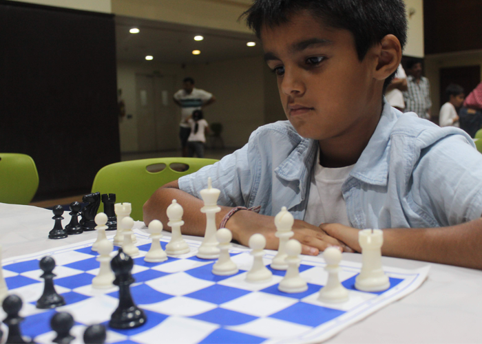 Help a child play chess online with a friend – Indermaur Chess Foundation